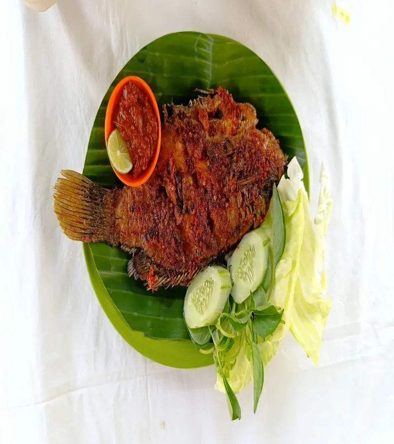 Gurame Bakar Kembang Resto Pari