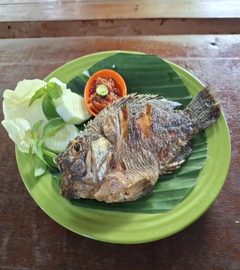 Gurame Goreng Kembang Pari Resto