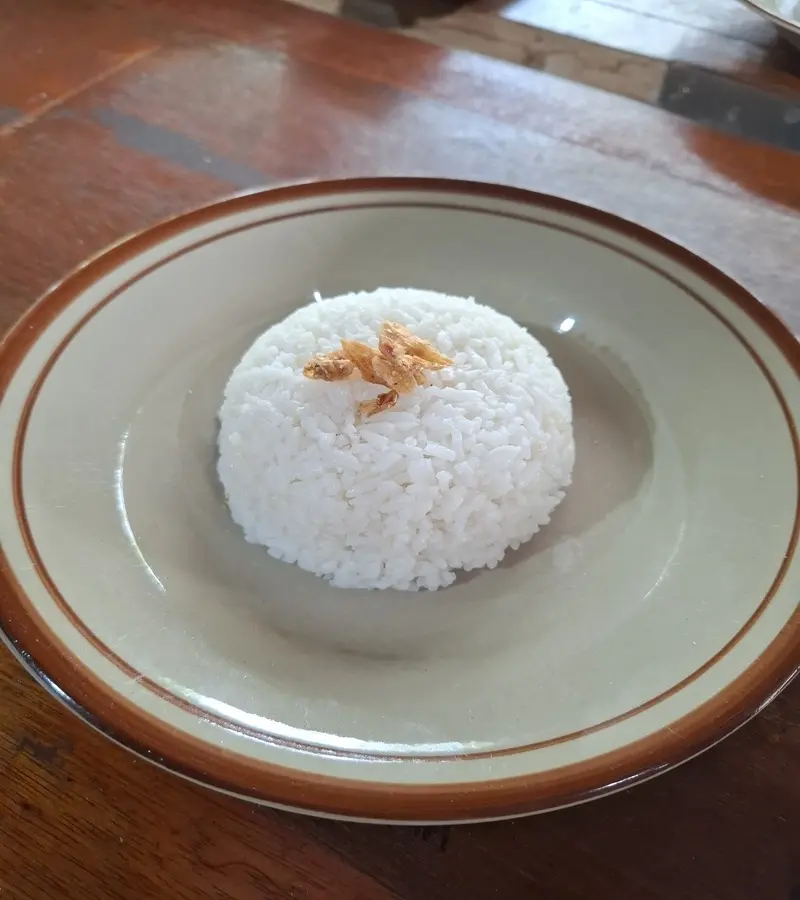 Nasi Putih Kembang Pari Resto