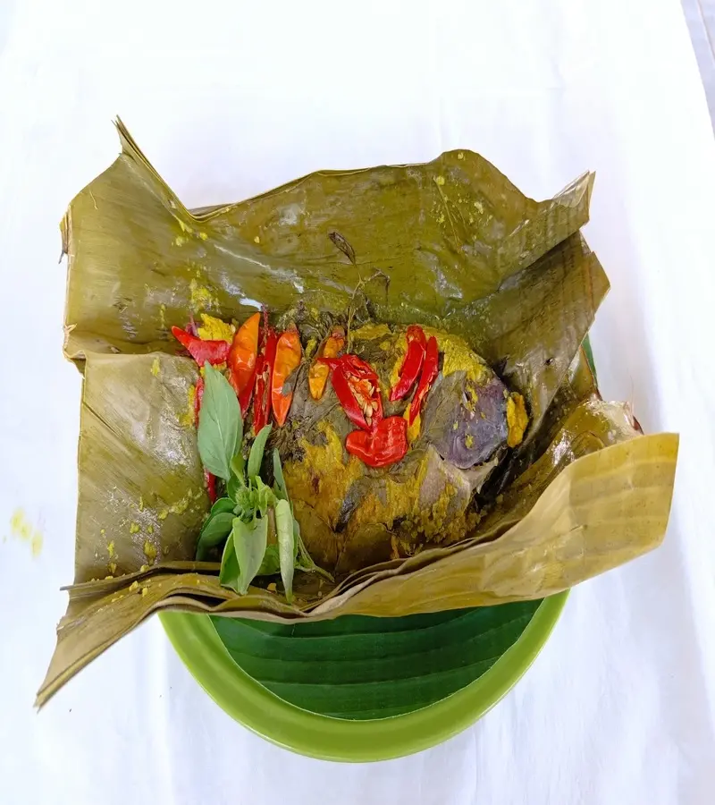 Pepes Nila Kembang Pari Resto