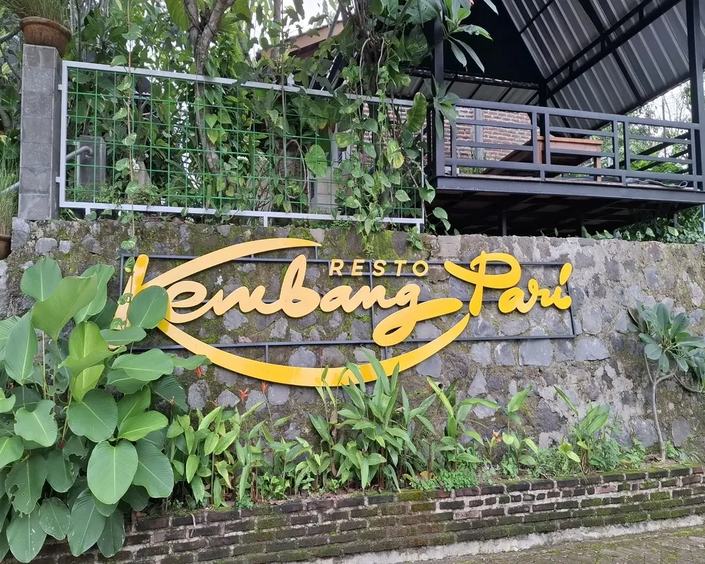 Tentang Kami Kembang Pari Resto